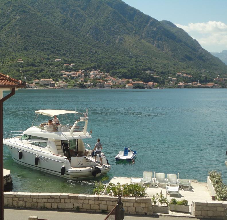 Apartment The Sea Coast Kotor Eksteriør billede